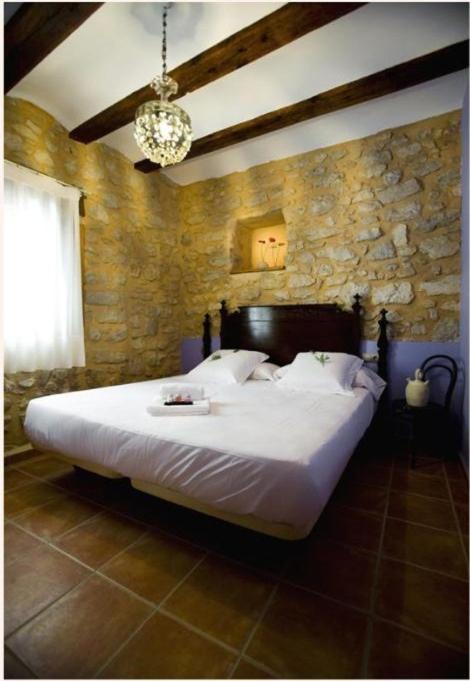 Apartamentos Dona Candida Valderrobres Phòng bức ảnh